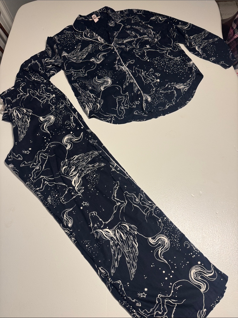 Victoria's Secret Navy pegasus Print Pajama Top